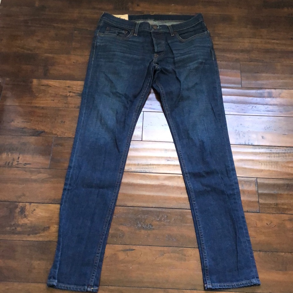 The Hollister Super Skinny Men’s Button Down Jeans